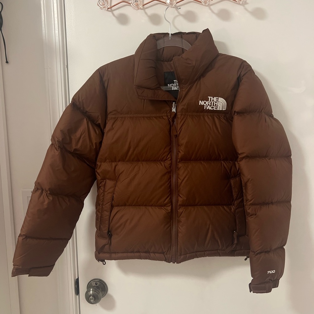 BRAND NEW worn once NORTH FACE brown puffer with optional thin hood
